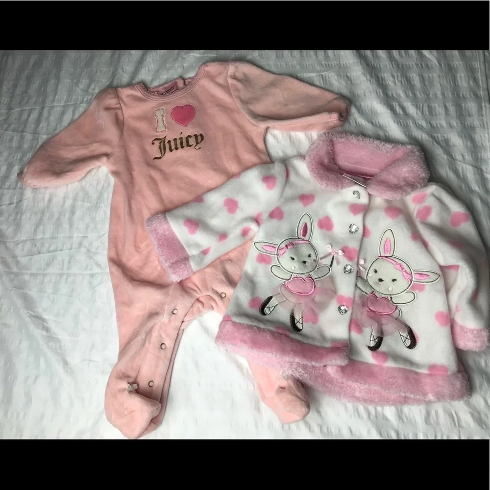 JUICY COUTURE One Piece YOUNG Hearts Sweater 0-3M